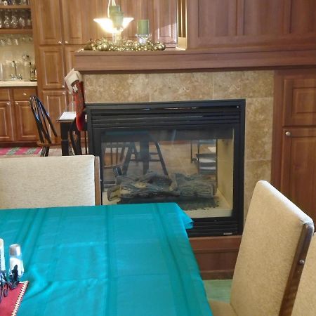 Amber Lights Bed And Breakfast (Adults Only) Порт Таунсънд Екстериор снимка